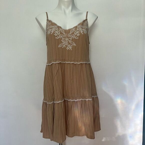 Blu Pepper Dresses & Skirts - Blue Pepper Boho Embroidered Swing Tank Dress